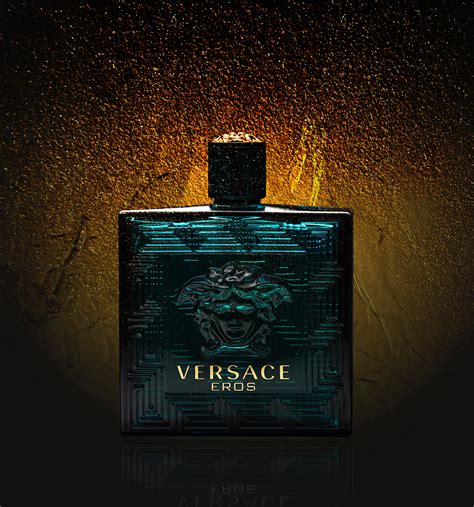 versace eros smells like